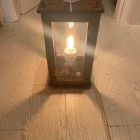 Lanterna antica in legno