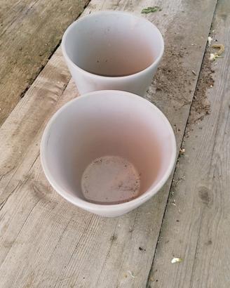 due vasi in ceramica 16 cm color avorio