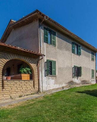 Villa di 228 m² con più di 5 locali a Roma