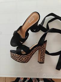 Scarpa donna con plateau 