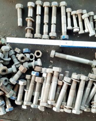 Bulloni e Dadi in Inox Zincati e Neri