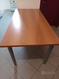 Tavolo legno pressato 