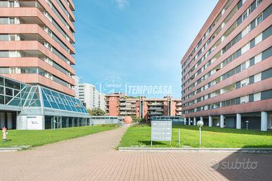 LUMINOSO TRILOCALE DI 100 MQ PIANO ALTO