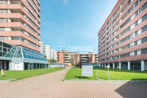 LUMINOSO TRILOCALE DI 100 MQ PIANO ALTO