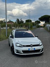 VOLKSWAGEN Golf 7ª serie - 2016