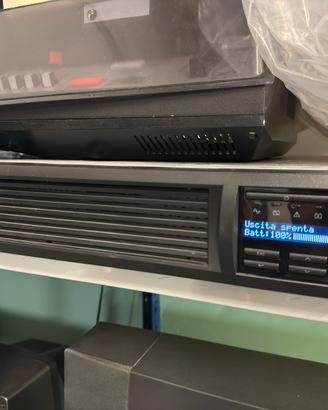 UPS APC Smart 1000 SMT1000RM/2U rack