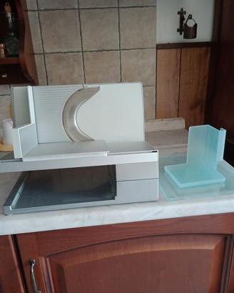 Affettatrice elettrica 
