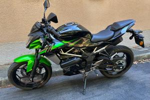 Kawasaki Z125 (2024) - 7.800km