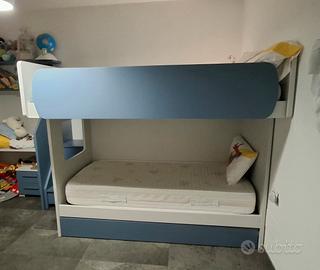 Letto a castello con con 3 letti