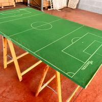 Subbuteo-piano artigianale con cavalletti