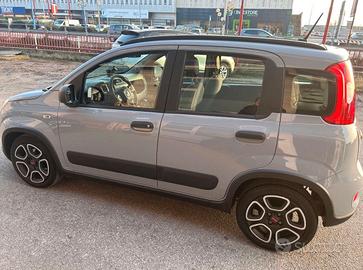 FIAT PANDA 1.0 ibrida