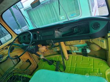 volkswagen T2  cassonato
