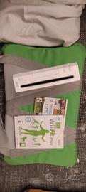 Nintendo Wii Fit Plus con Balance Board, Bianco