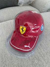 Cappello Ferrari Autografato