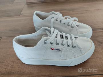 Scarpe Superga suola alta