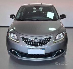 Lancia Ypsilon 5 porte S&S 1.0Hybrid Ecochic Gold