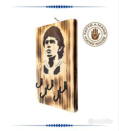 APPENDICHIAVI IN LEGNO DIEGO ARMANDO MARADONA