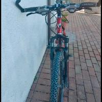 Vendersi mountain-bike marca:FRW