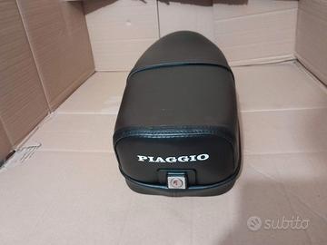 Selle nuove vespa et3 con serratura e levetta orig