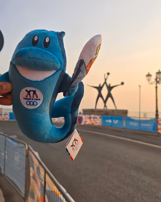 Peluche ionios mascotte giochi mediterraneo 