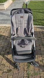 Passeggino Inglesina Aptica grigio