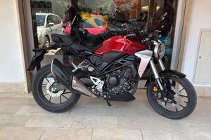 Honda CB 300 R