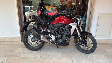 Honda CB 300 R