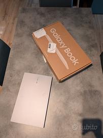 Samsung galaxy Book 4 - nuovo 