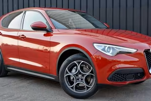 Alfa Romeo Stelvio 2.2 t Sport Tech Q4 190cv * GAR