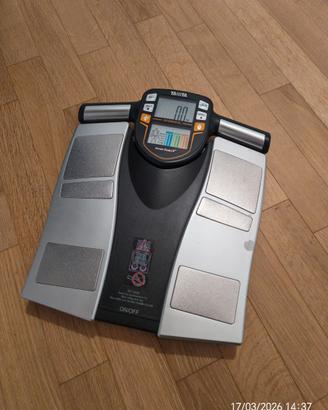 Bilancia Tanita BC-545N