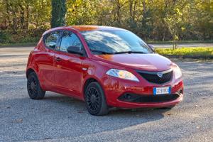 Lancia Ypsilon 1.0 FireFly 5 porte S&S Hybrid Ecoc
