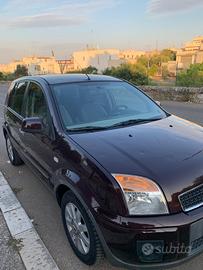 Ford Fusion 2010