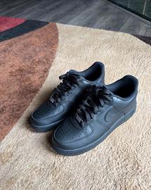 Nike Air Force 1 Low Nere