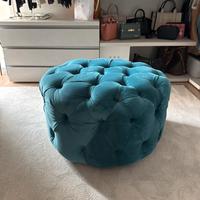 Pouf capitonne