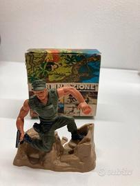 SOLDATINO  EROI IN AZIONE  MATTEL CAPO RIC.. 7361