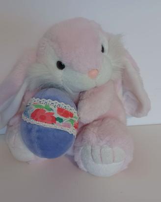 Coniglio di peluche.