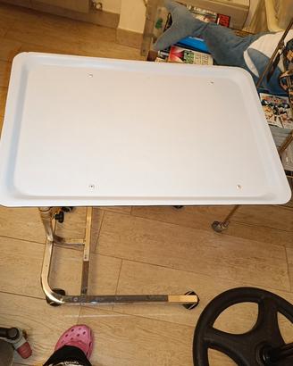 Tavolino da letto