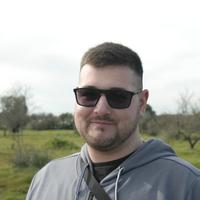 Magazziniere, addetto scarico/carico autista p. B