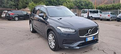 Volvo XC 90 XC90 B5 (d) AWD Geartronic 7 posti Mom