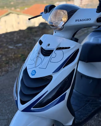 Piaggio ZIP 50- - versione Top