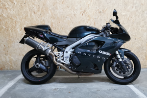 Triumph Daytona 955i Centenary Edition