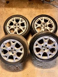Cerchi e gomme Alfa Romeo Mito da 16"
