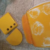 Set giallo mobiletto+Tavoletta WC+accessori