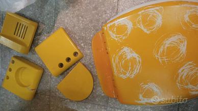 Set giallo mobiletto+Tavoletta WC+accessori