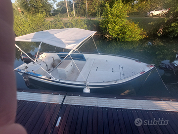Barca 4.7m Motore Suzuky Fourstroke 4T 15 cv
