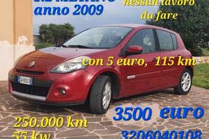 RENAULT Clio 3ª serie - 2009