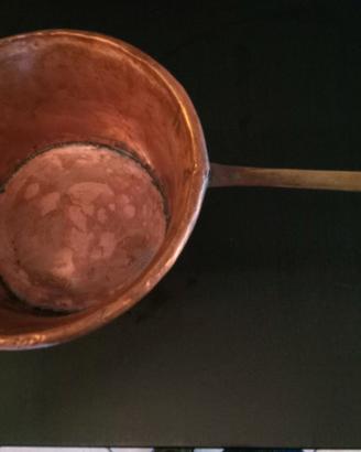 Pentola di rame fatta a mano