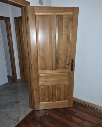 Porte da interno in vero legno massello di rovere