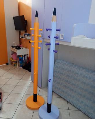 appendi abiti a matita entrambi 70 euro