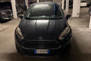 Ford Fiesta 1.2 60CV 5 porte Black & White Edition
